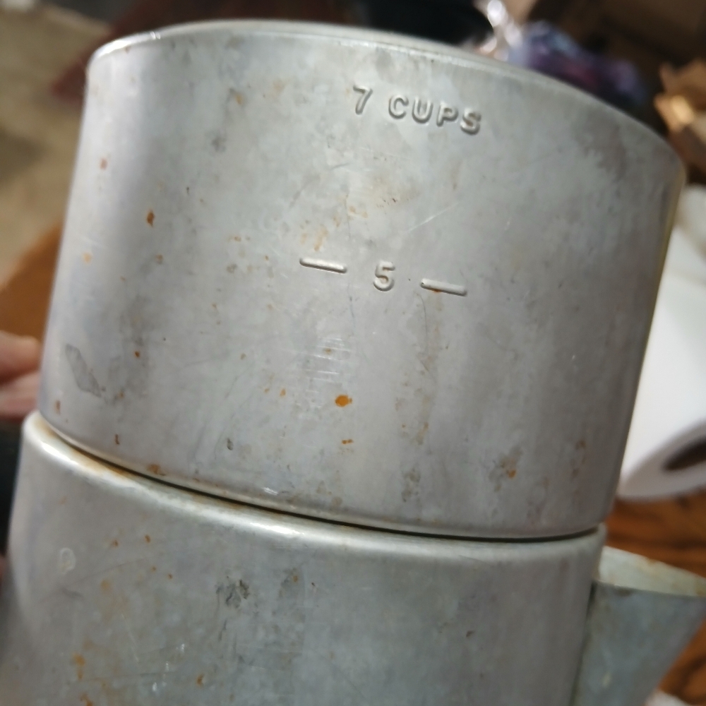 Mirro. 1950's Antique Coffee Maker Aluminum, 8 In.height, 5 In. Diameter/width - Picture 5 of 10